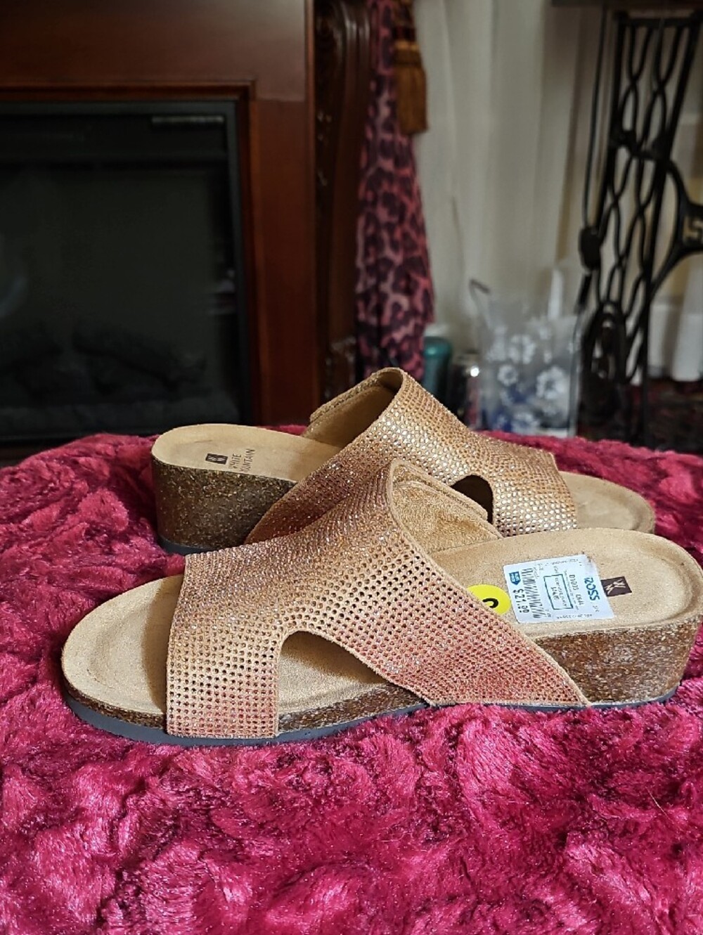 White Mountain Gold Sparkle Slide Sandals - Picture 8 of 9